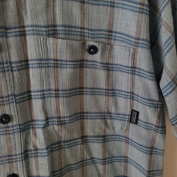 Patagonia Vintage Mens Organic Cotton Short Sleeve Button Up Blue Plaid Medium - Picture 3 of 7